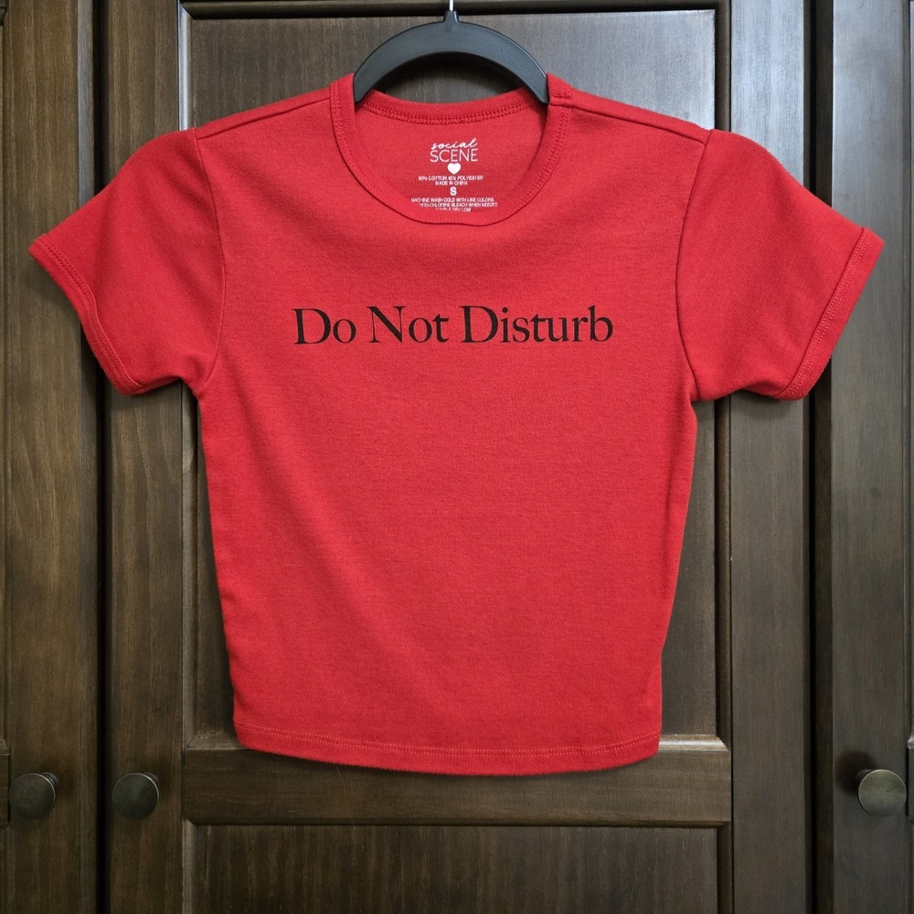 Social Edition Do Not Disturb Graphic Crop Top Tshirt Red Teen Culture Juniors S